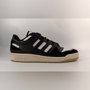 Adidas Originals Size 10 Men’s